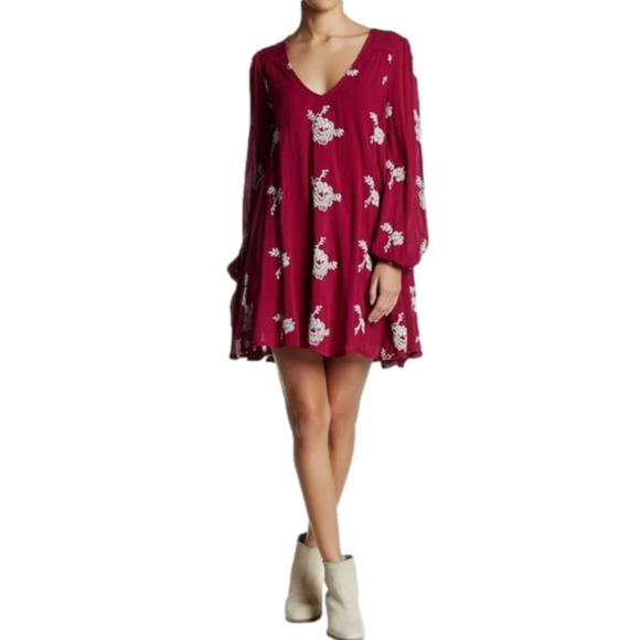 Red Mini Dress Embroidered White Florals Bohemian Alter’d State Size Small - Picture 1 of 12